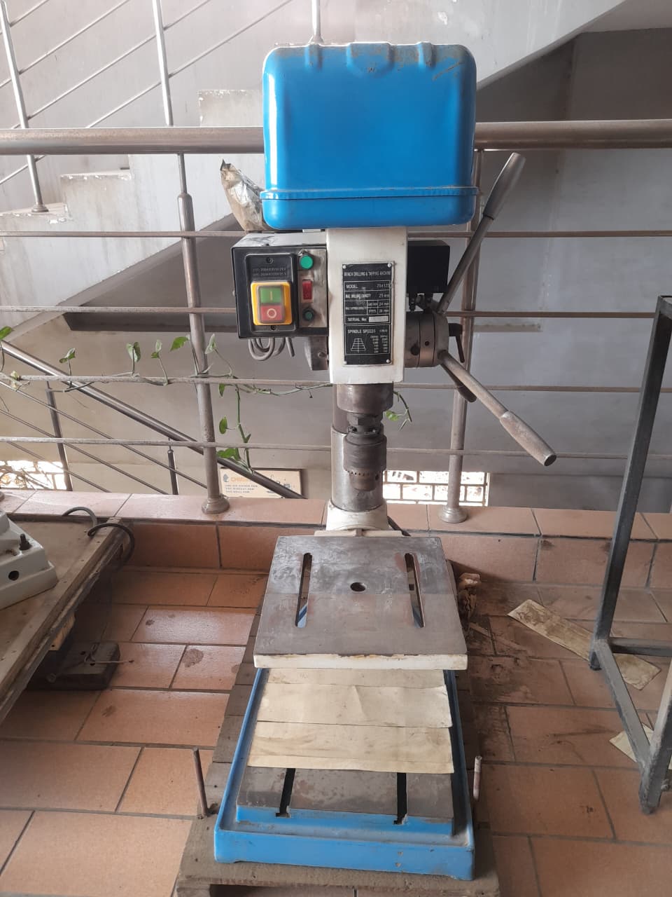 DRILLING & TAPPING MACHINE