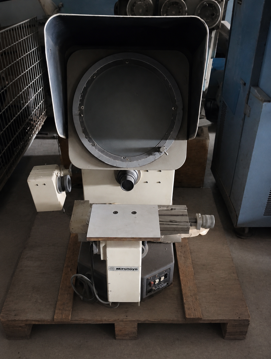 PROFILE PROJECTOR (HORIZIONTAL)