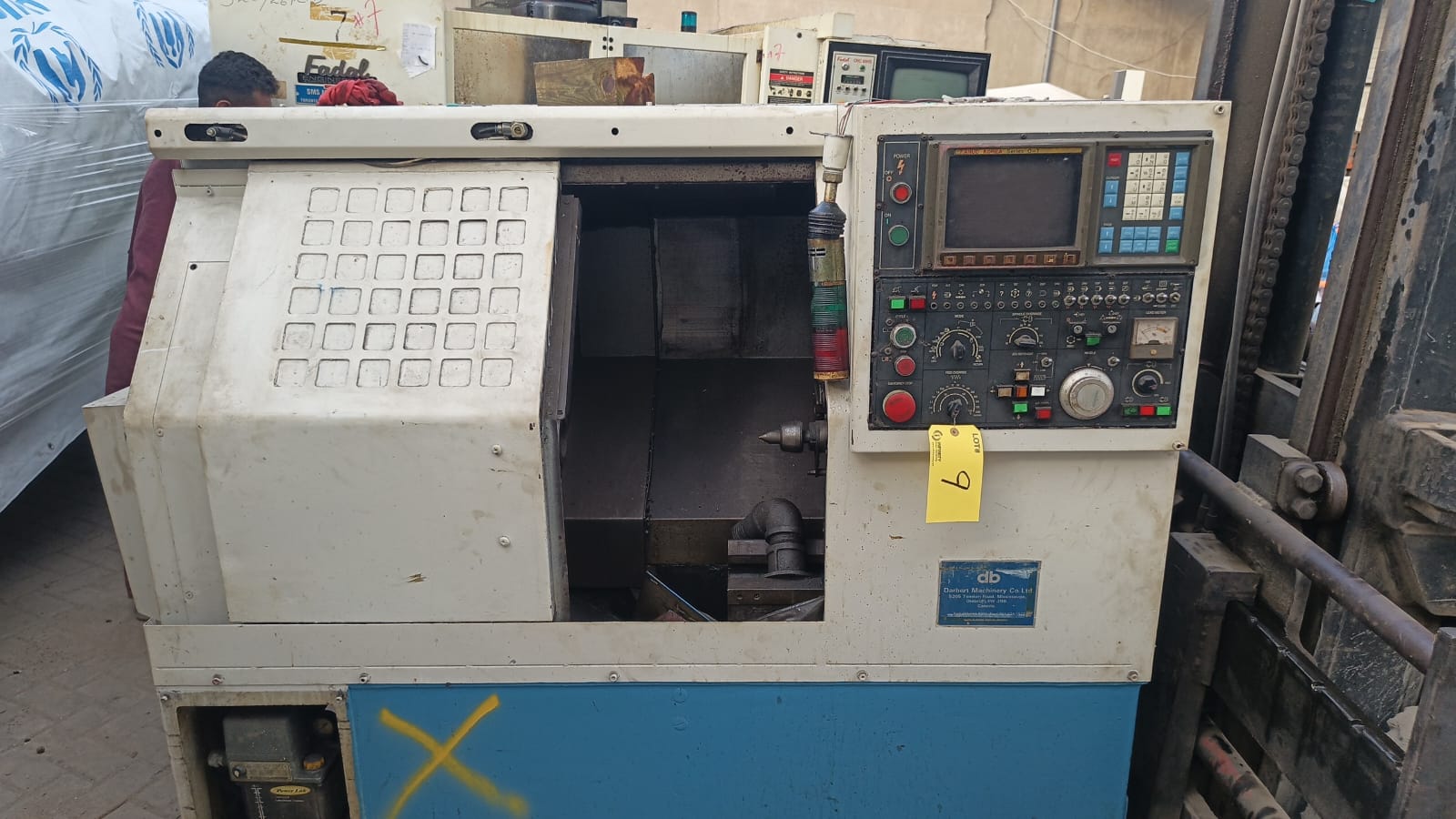 CNC TURNING CENTER